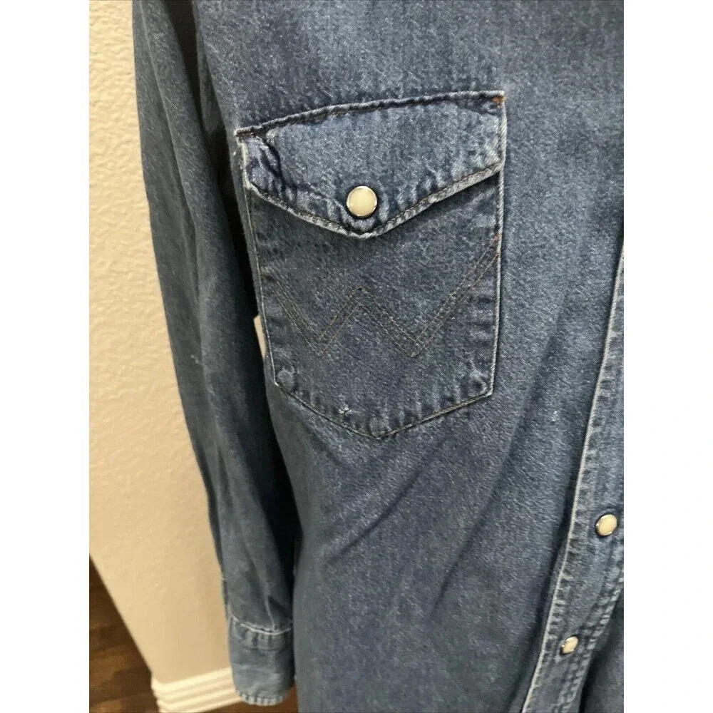 Vintage Wrangler Denim Pearl Snap Sanforized Shirt Men's Size 16 1/2x33 Raw Edge - Picture 6 of 8